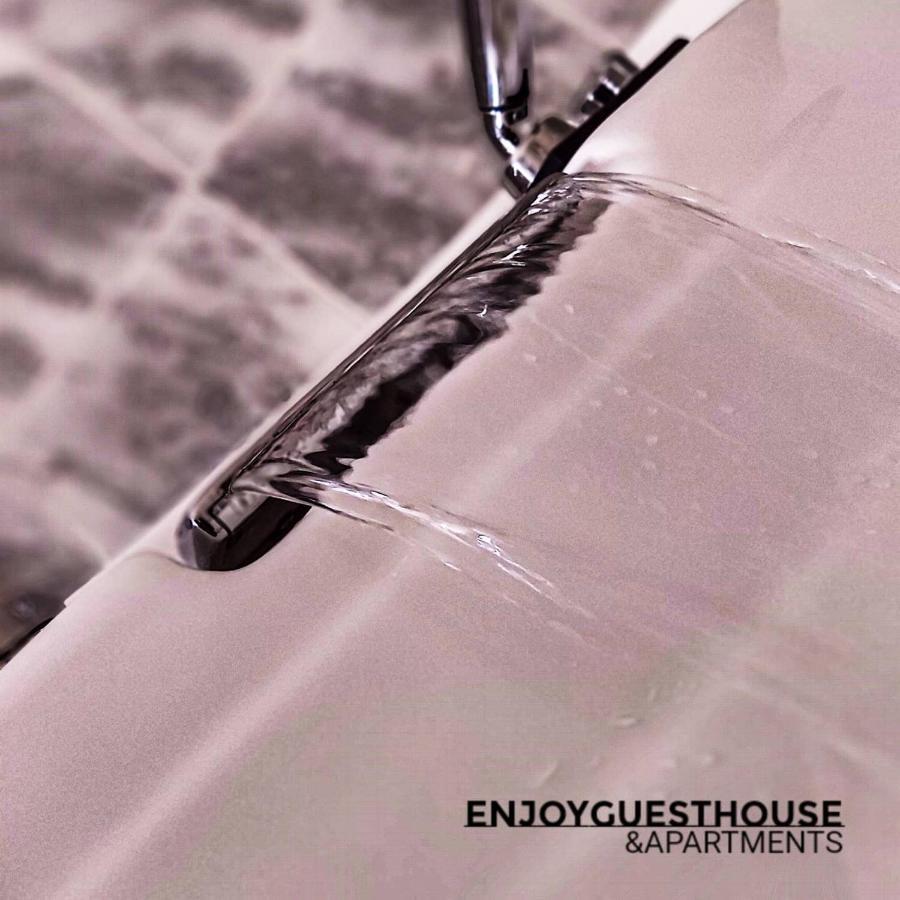 Enjoy Guest House Gmr ギマランイス エクステリア 写真