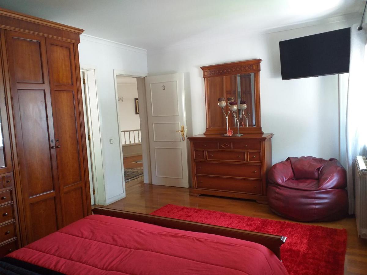 Enjoy Guest House Gmr ギマランイス エクステリア 写真