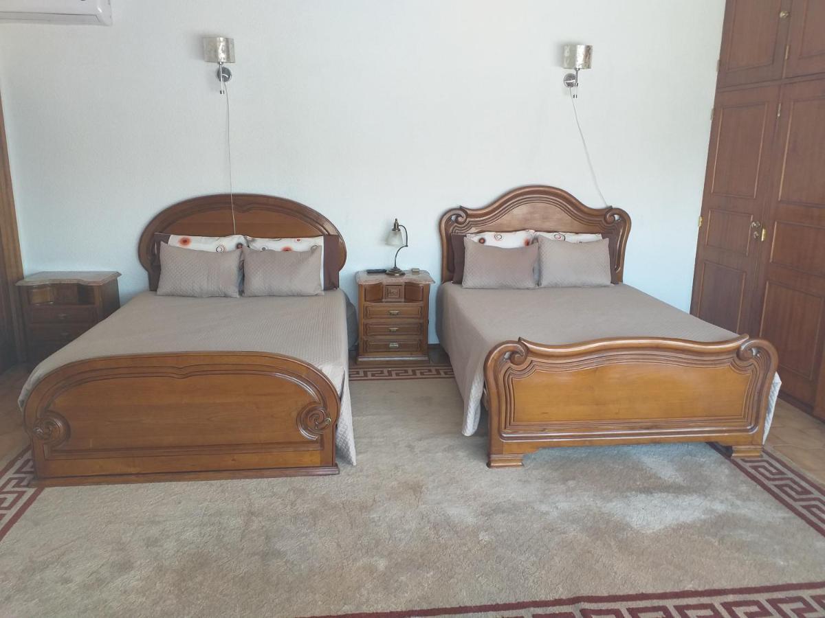 Enjoy Guest House Gmr ギマランイス エクステリア 写真
