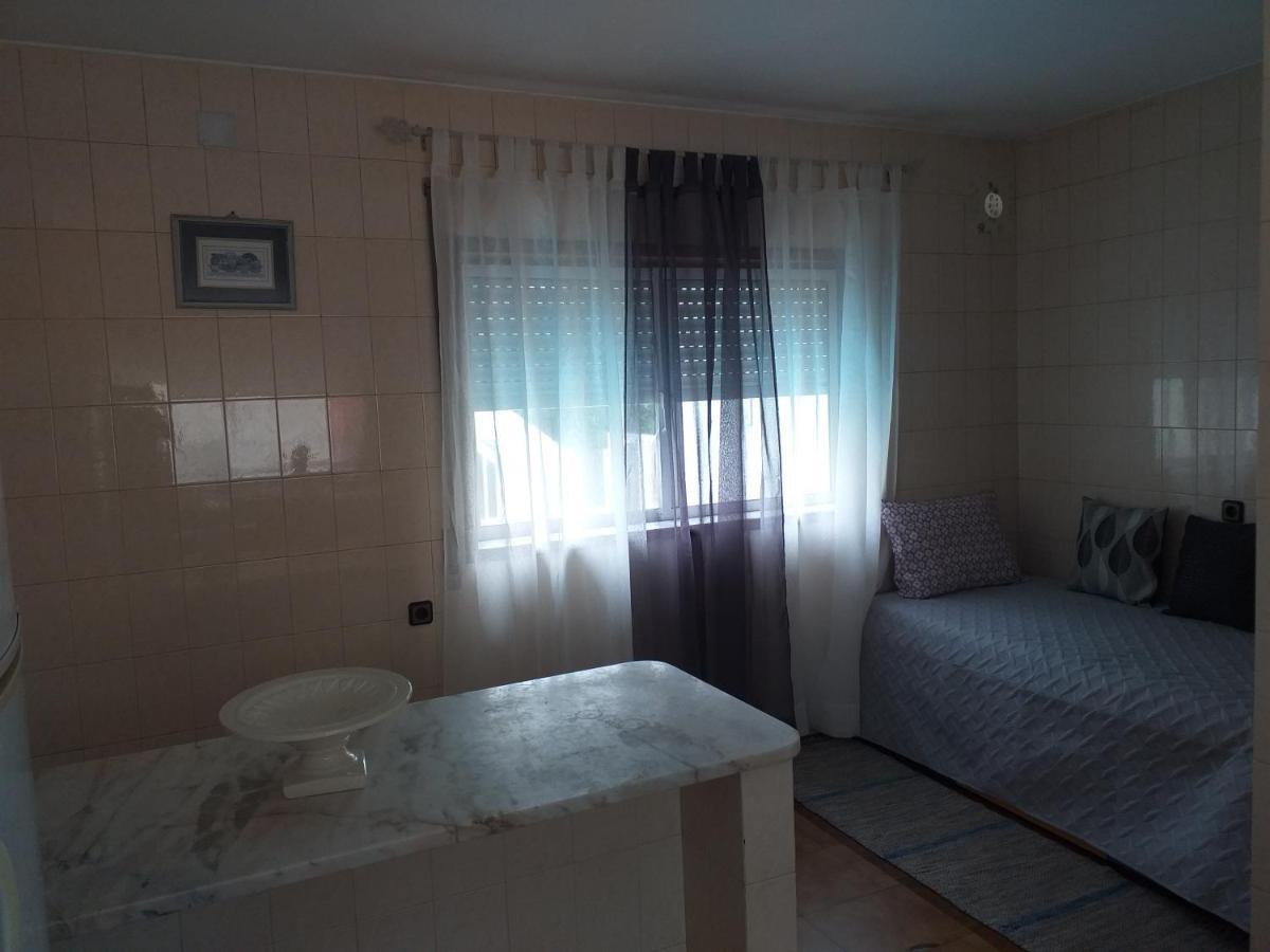 Enjoy Guest House Gmr ギマランイス エクステリア 写真